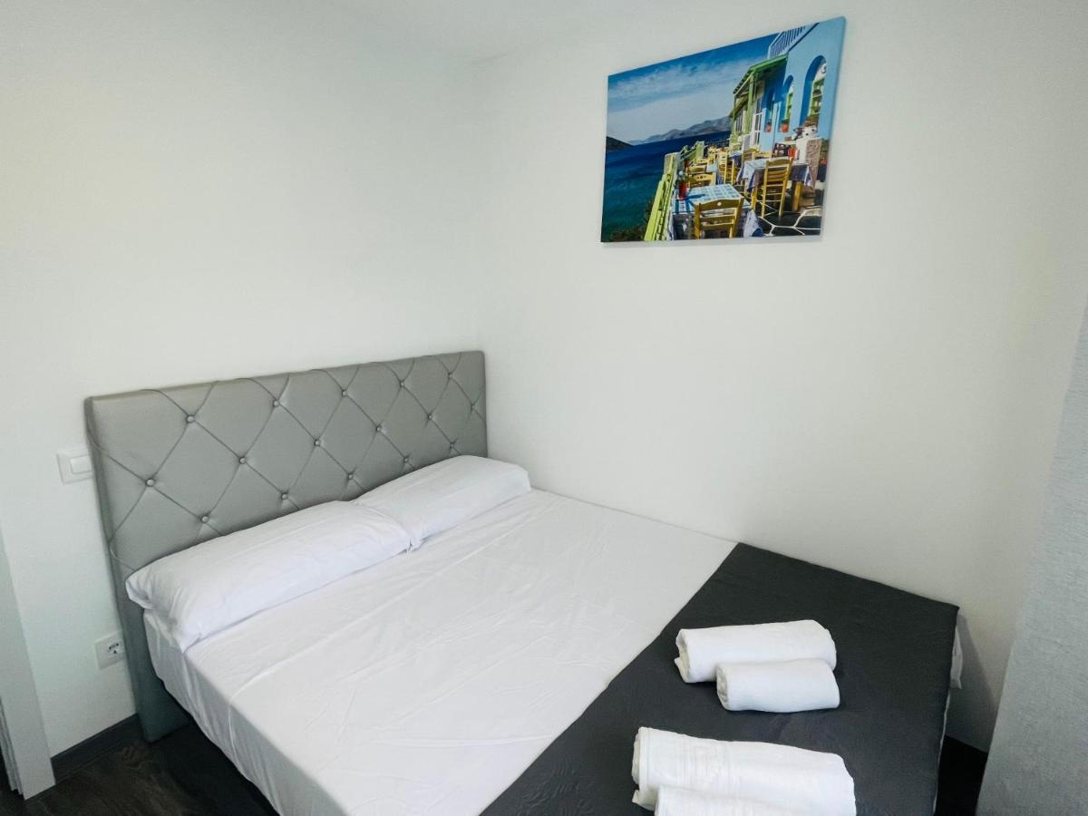 Barca 5 New Beach Apartment Sant Adria de Besos Εξωτερικό φωτογραφία