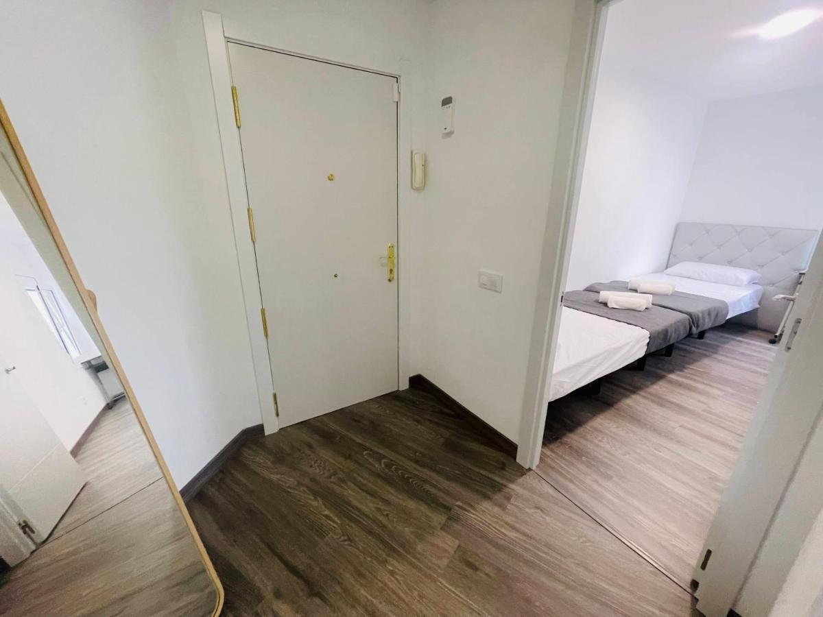 Barca 5 New Beach Apartment Sant Adria de Besos Εξωτερικό φωτογραφία