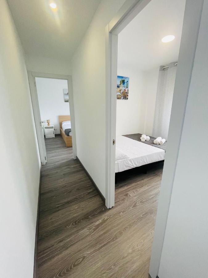 Barca 5 New Beach Apartment Sant Adria de Besos Εξωτερικό φωτογραφία